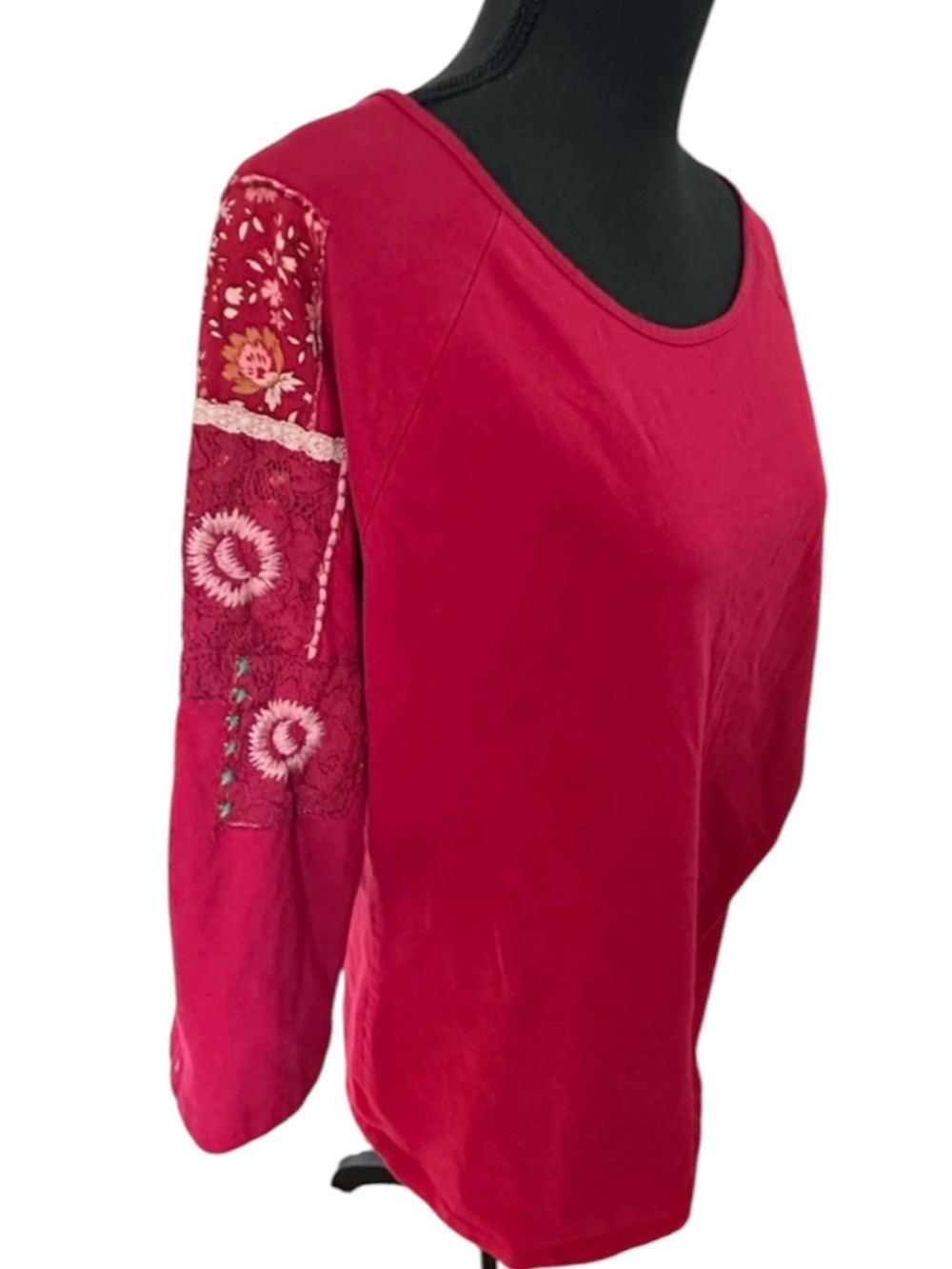 April Cornell Red Embroidered Sleeve Long Sleeve Top XL